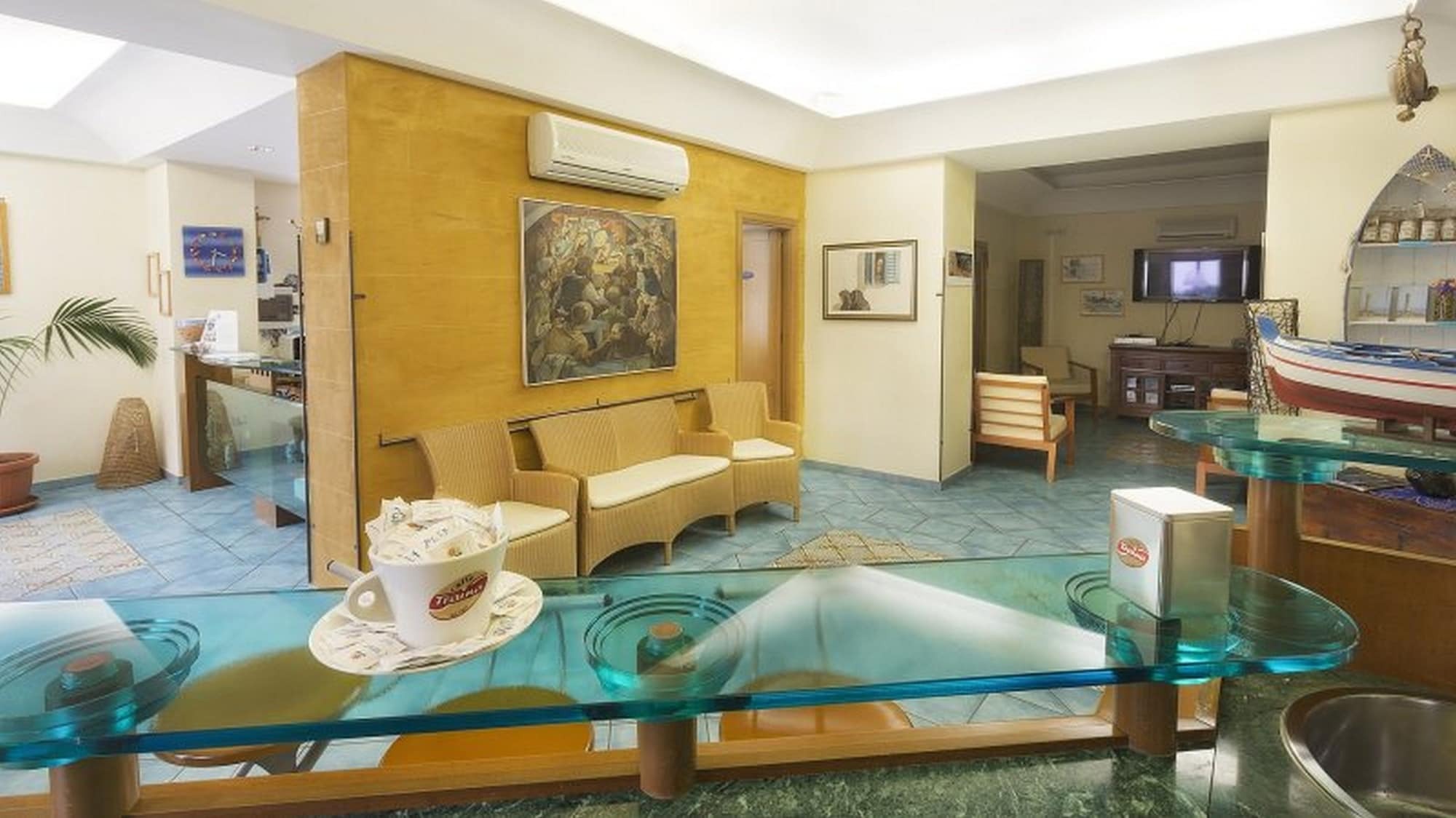 Clelia Hotel